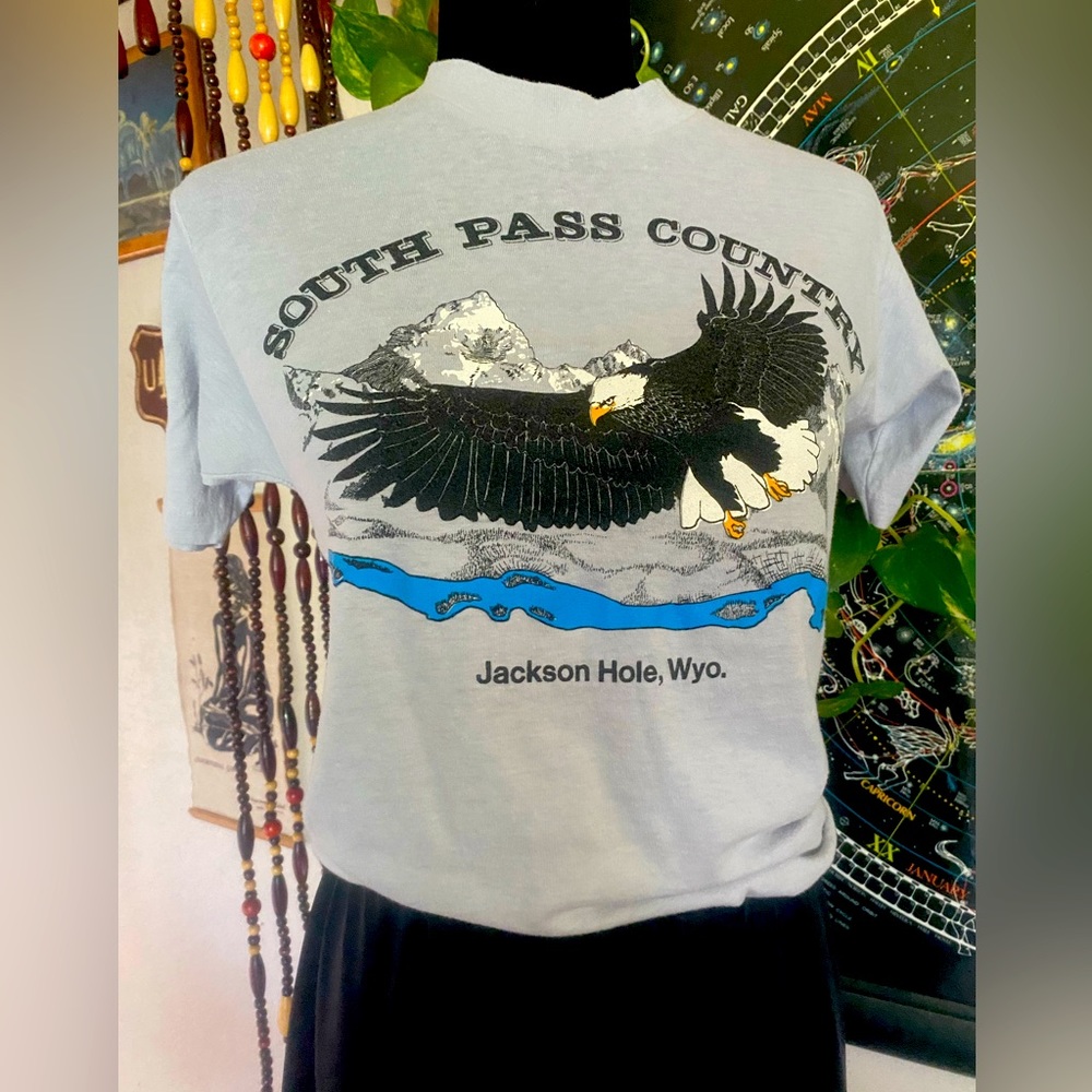 VTG “South Pass Country Jackson hole WYO” Graphic tee shirt. Size Medium. Bantam